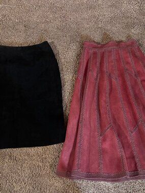 Lot of 2 Suede SKIRTS, Straight Pleated, Womens Size Small, Black + Mauve Color